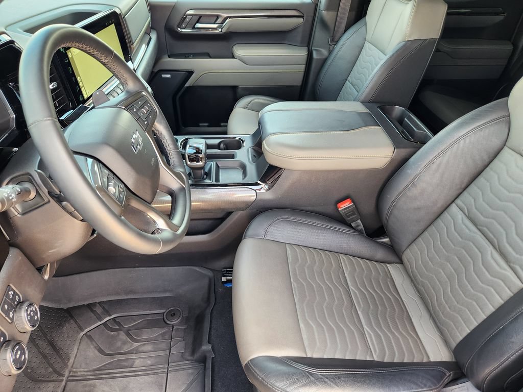 2025 Chevrolet Silverado 1500 ZR2 - Photo 13
