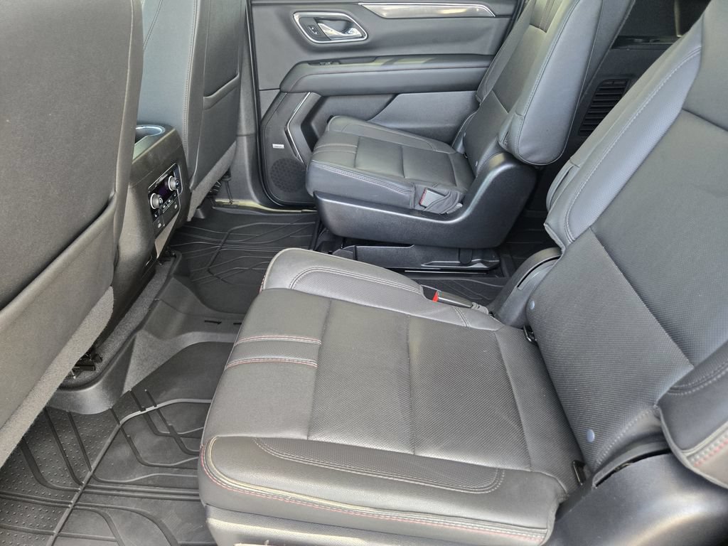 2023 Chevrolet Suburban RST - Photo 27