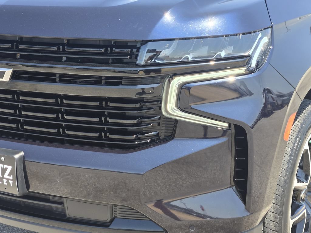 2023 Chevrolet Suburban RST - Photo 6