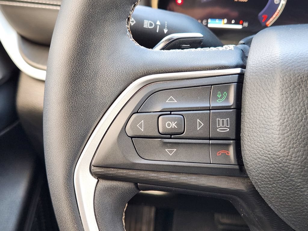 2025 Jeep Grand Cherokee Altitude - Photo 28