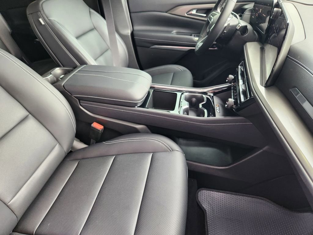 2026 Chevrolet Traverse LT - Photo 10