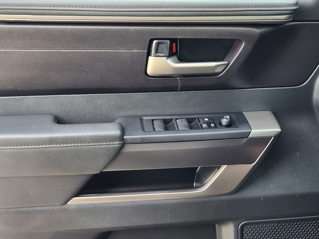 2024 Toyota Tundra SR5 - Photo 23