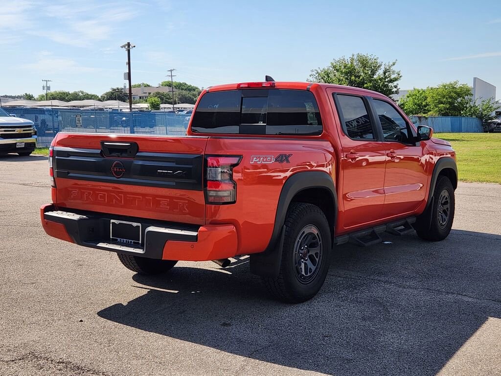 Used 2025 Nissan Frontier Crew Cab PRO-4X 4x4 Truck
