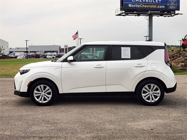 2023 Kia Soul LX photo 4