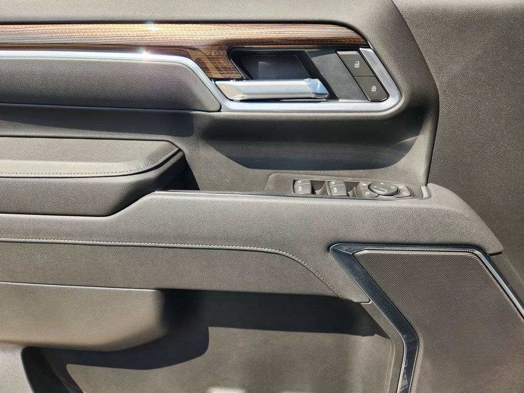 2025 Chevrolet Silverado 2500 HD LT - Photo 17