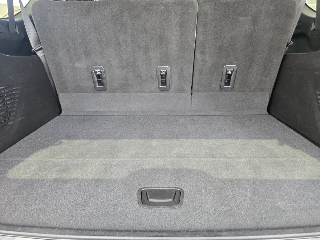 2023 Chevrolet Suburban RST - Photo 30