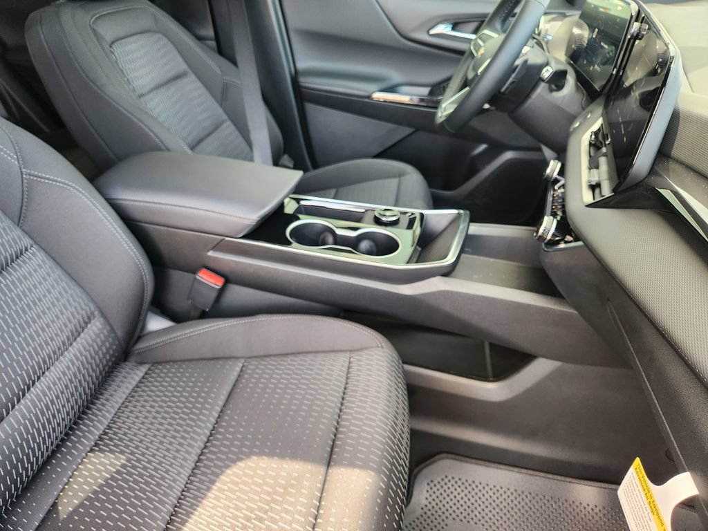 2026 Chevrolet Equinox LT - Photo 10