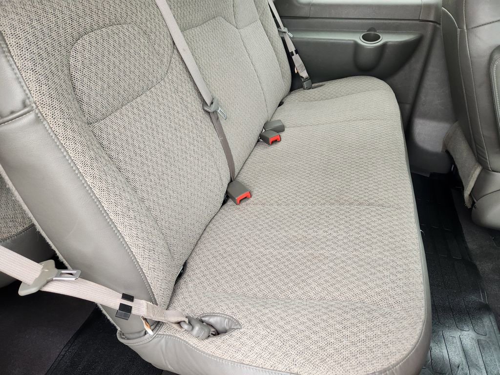 2025 Chevrolet Express Passenger LS - Photo 28