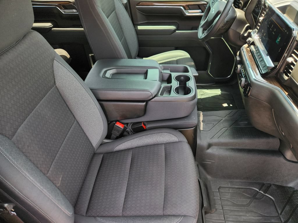 2024 Chevrolet Silverado 1500 RST - Photo 14