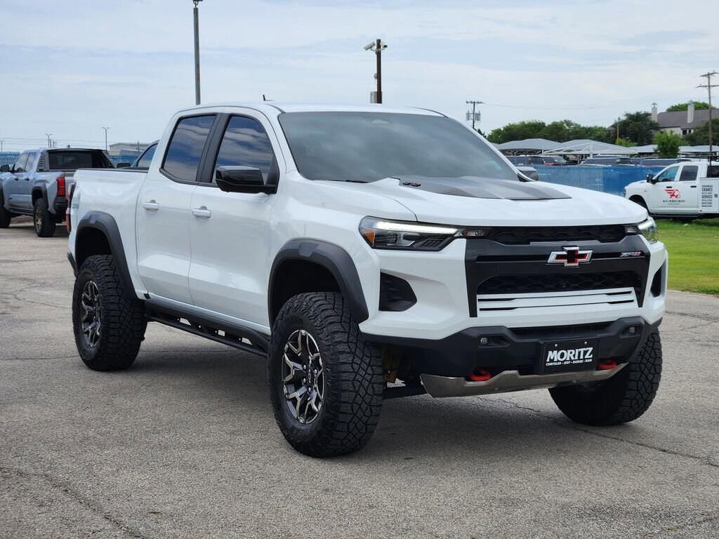 Used 2025 Chevrolet Colorado ZR2 Truck Crew Cab