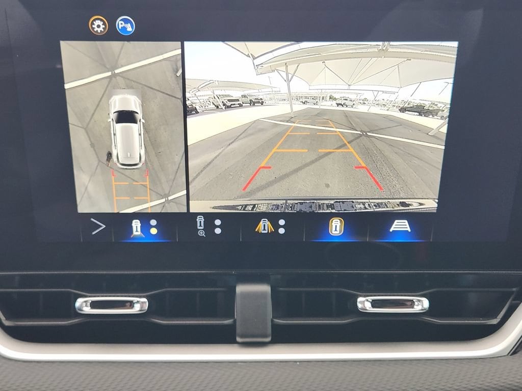 2026 Chevrolet Equinox LT - Photo 13