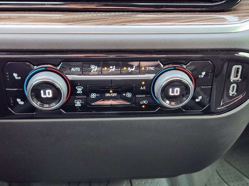 2023 Chevrolet Silverado 1500 RST - Photo 18