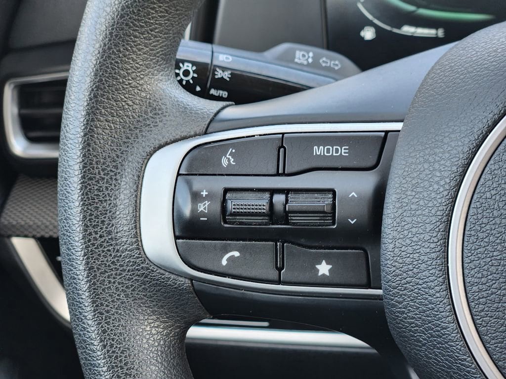 2025 Kia Sportage LX - Photo 27