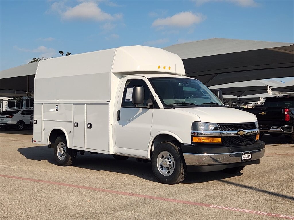 New 2025 Chevrolet Express Cutaway 3500 1WT Cutaway Van