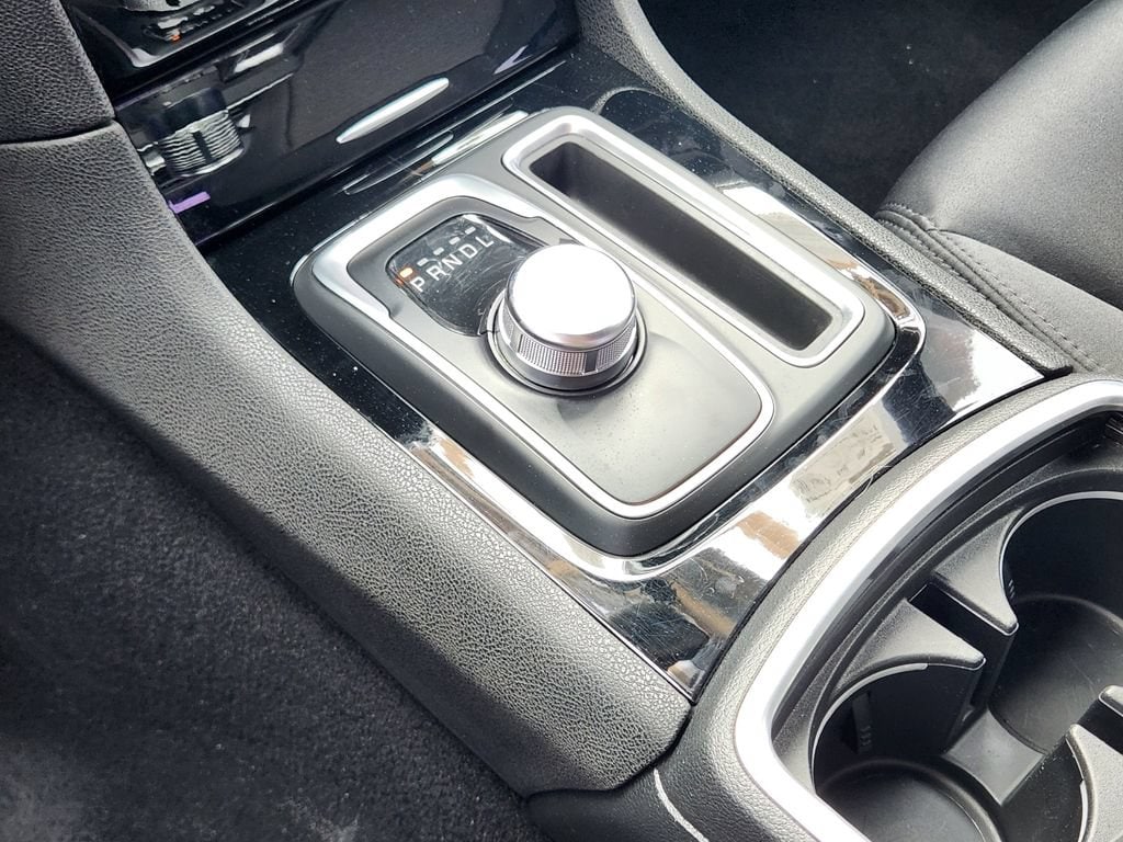 2023 Chrysler 300 Touring - Photo 19