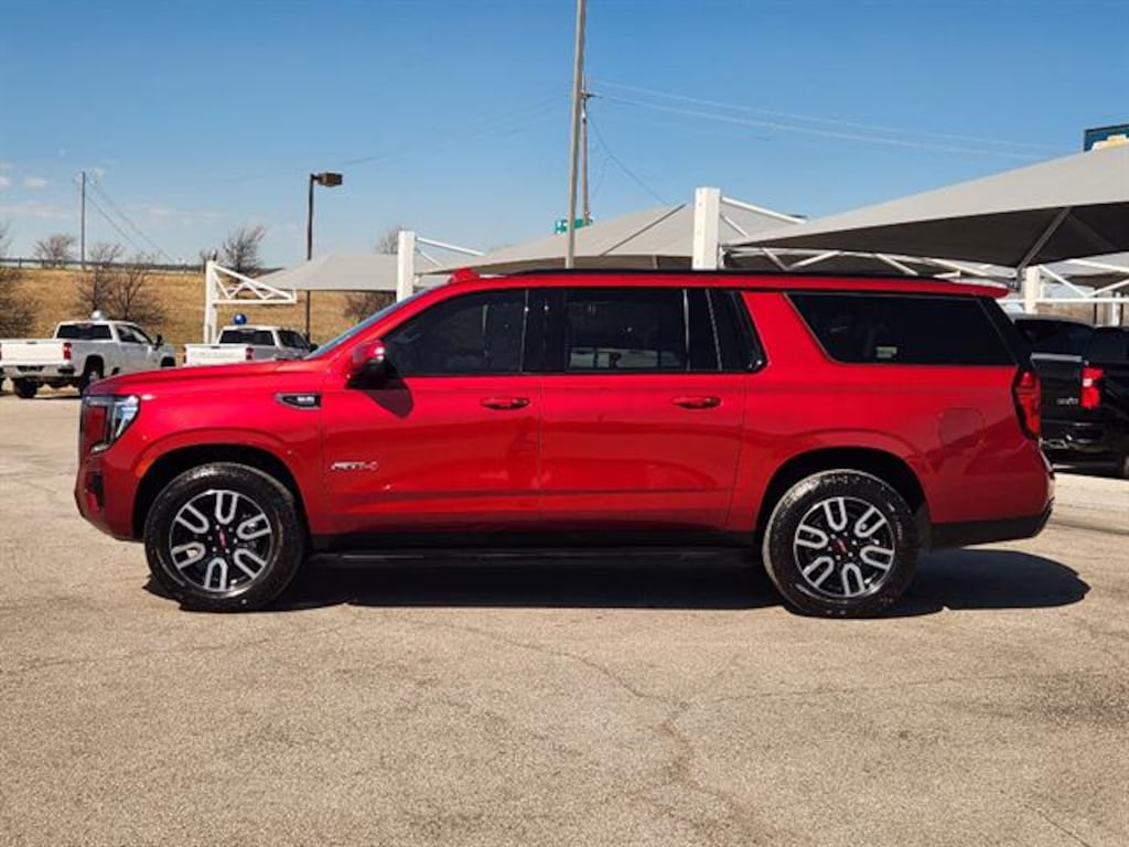 Used 2024 GMC Yukon XL AT4 SUV