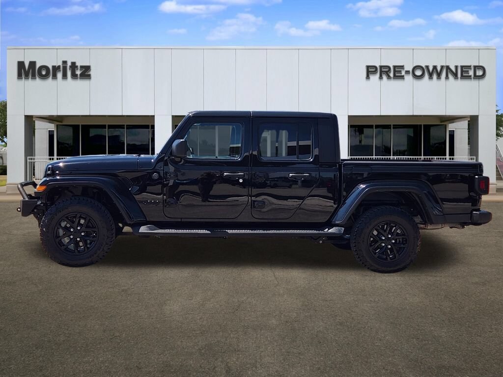 Used 2022 Jeep Gladiator Altitude 4x4 Truck