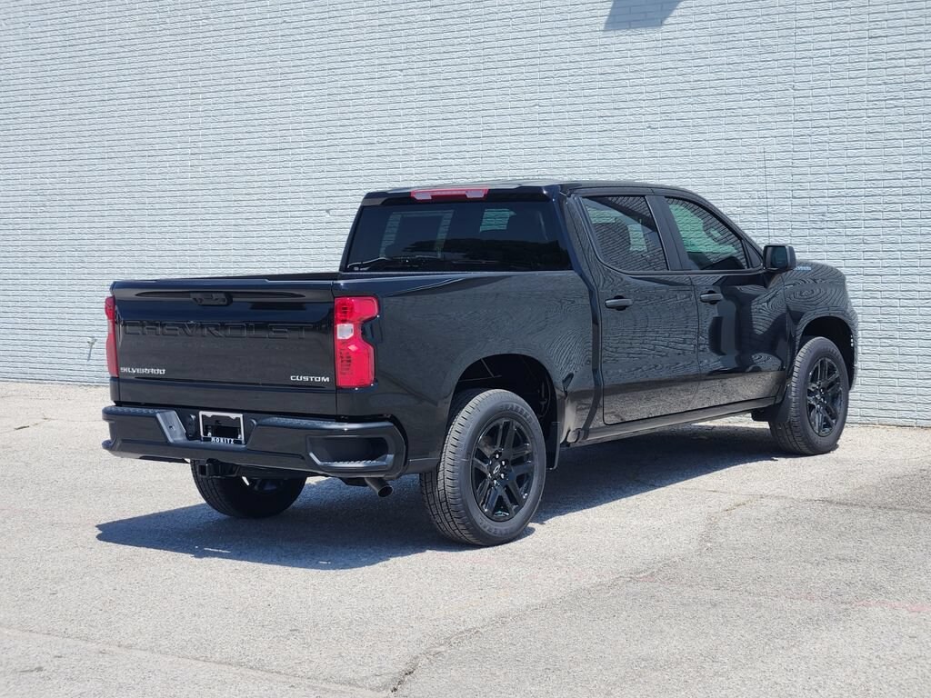 New 2026 Chevrolet Silverado 1500 Custom Truck