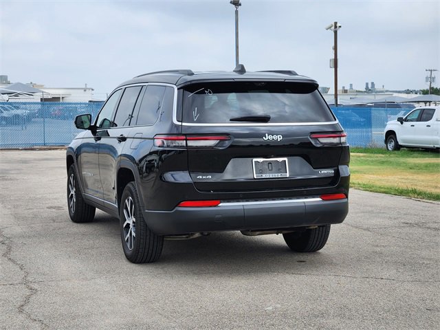 2024 Jeep Grand Cherokee Limited photo 3