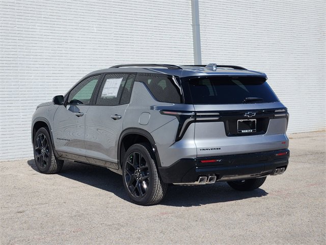 2026 Chevrolet Traverse RS photo 3