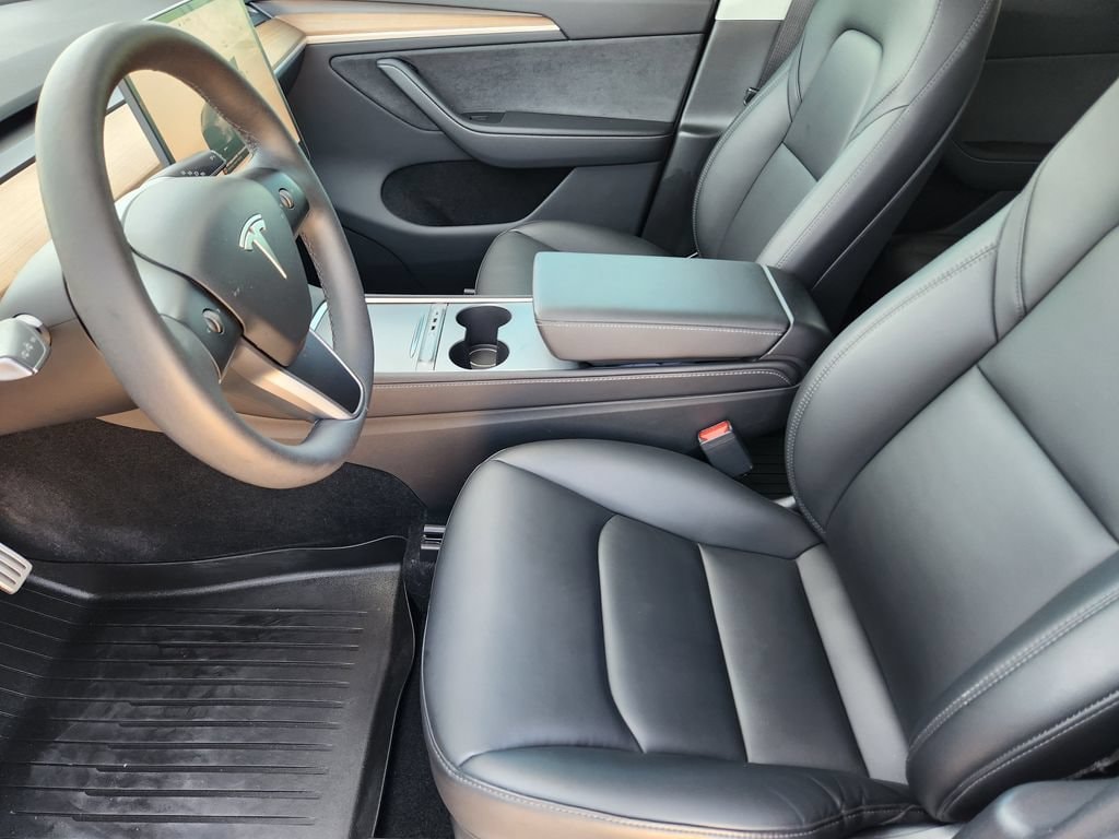2024 Tesla Model Y Performance - Photo 13