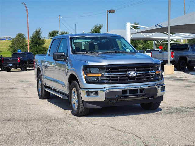2024 Ford F-150 XLT photo 2