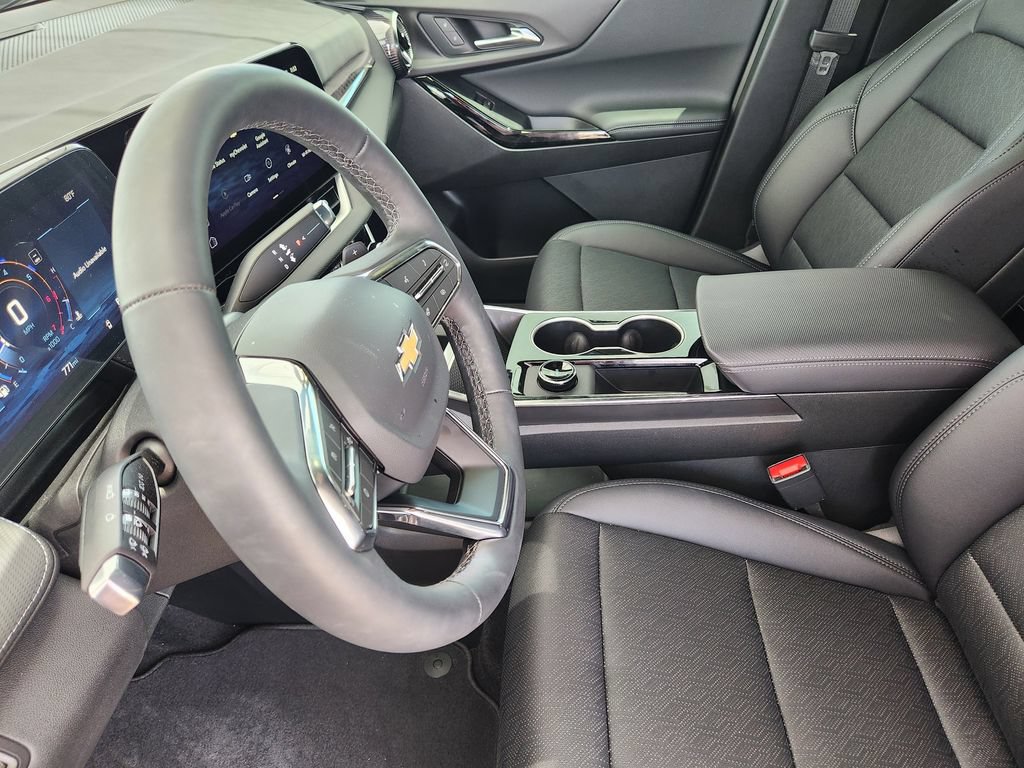 2026 Chevrolet Equinox LT - Photo 9