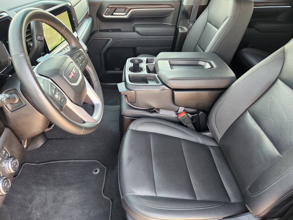2026 GMC Sierra 1500 SLT - Photo 14