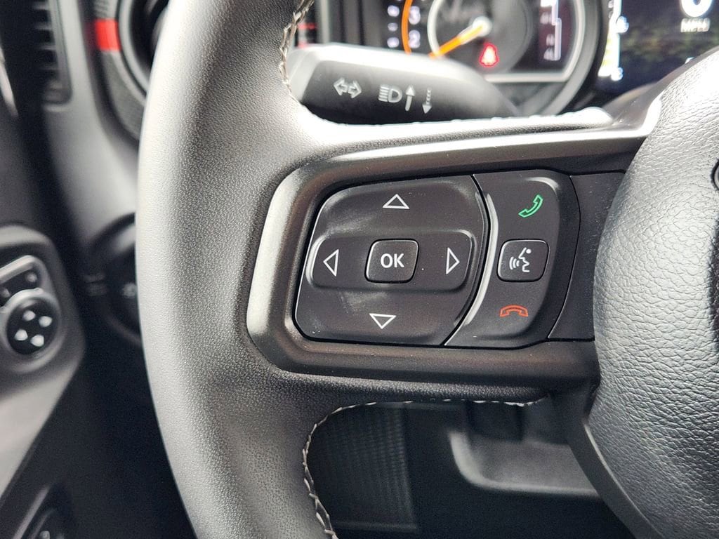 2025 Jeep Wrangler 4-Door Rubicon - Photo 27