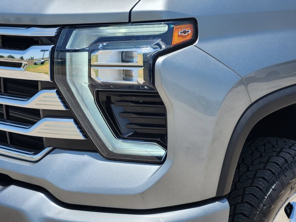 2024 Chevrolet Silverado 2500HD High Country - Photo 8