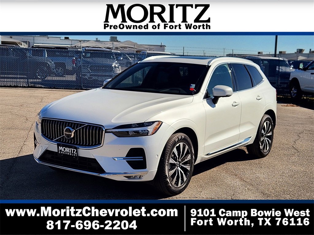 2023 Volvo XC60 Plus's photo