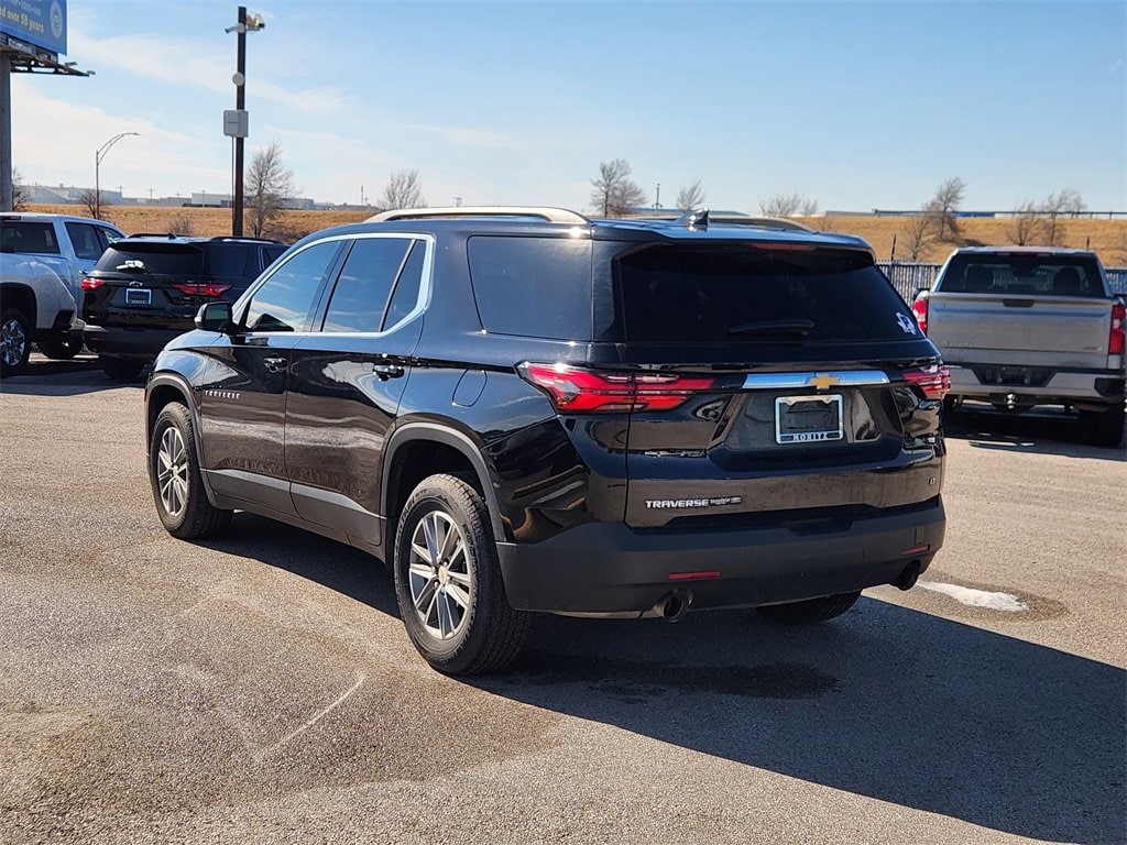 Used 2023 Chevrolet Traverse LT Cloth SUV