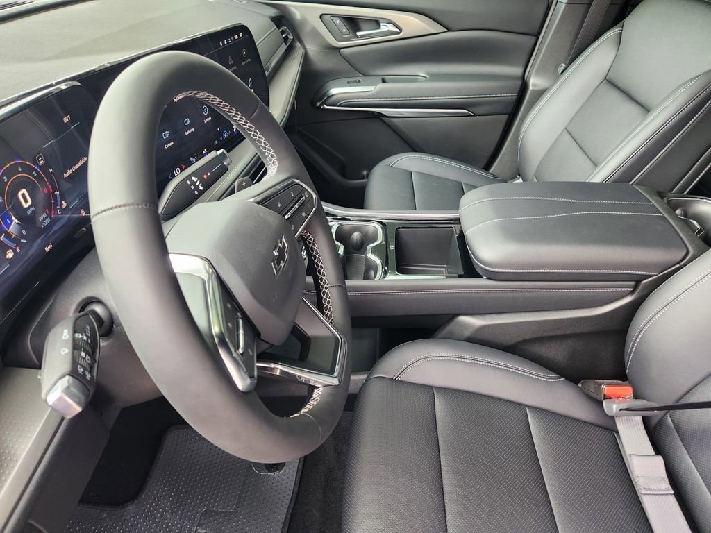2026 Chevrolet Traverse LT - Photo 9