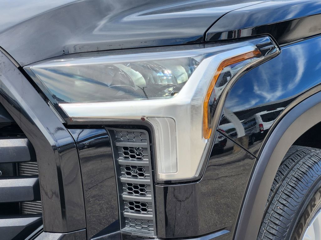 2024 Toyota Tundra SR5 - Photo 8