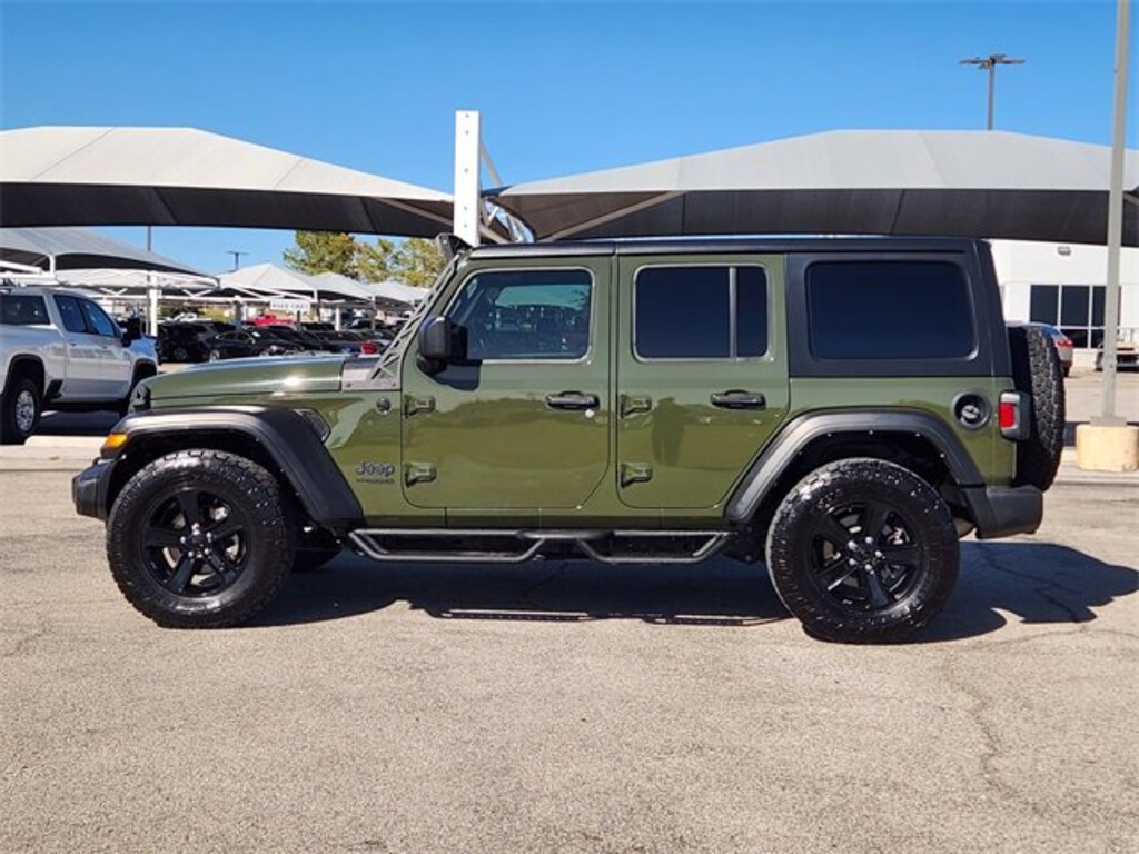 Used 2022 Jeep Wrangler Unlimited Sport Altitude