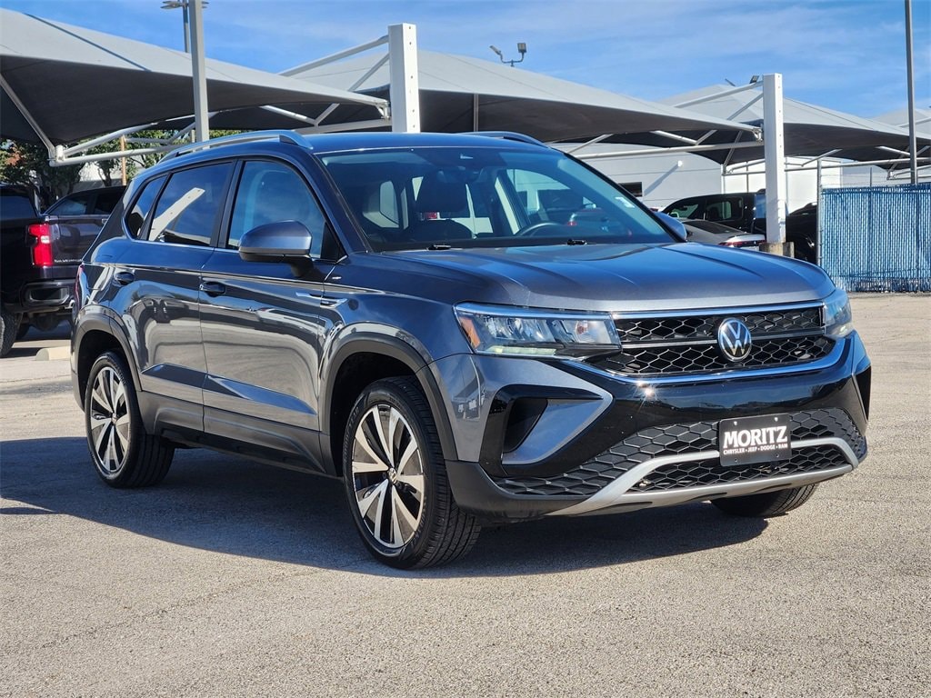 Used 2024 Volkswagen Taos SE SUV