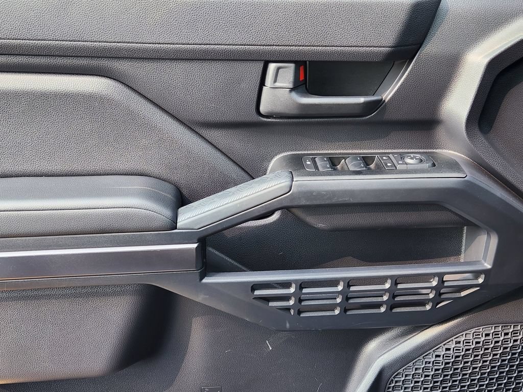 2026 Toyota 4Runner SR5 - Photo 23
