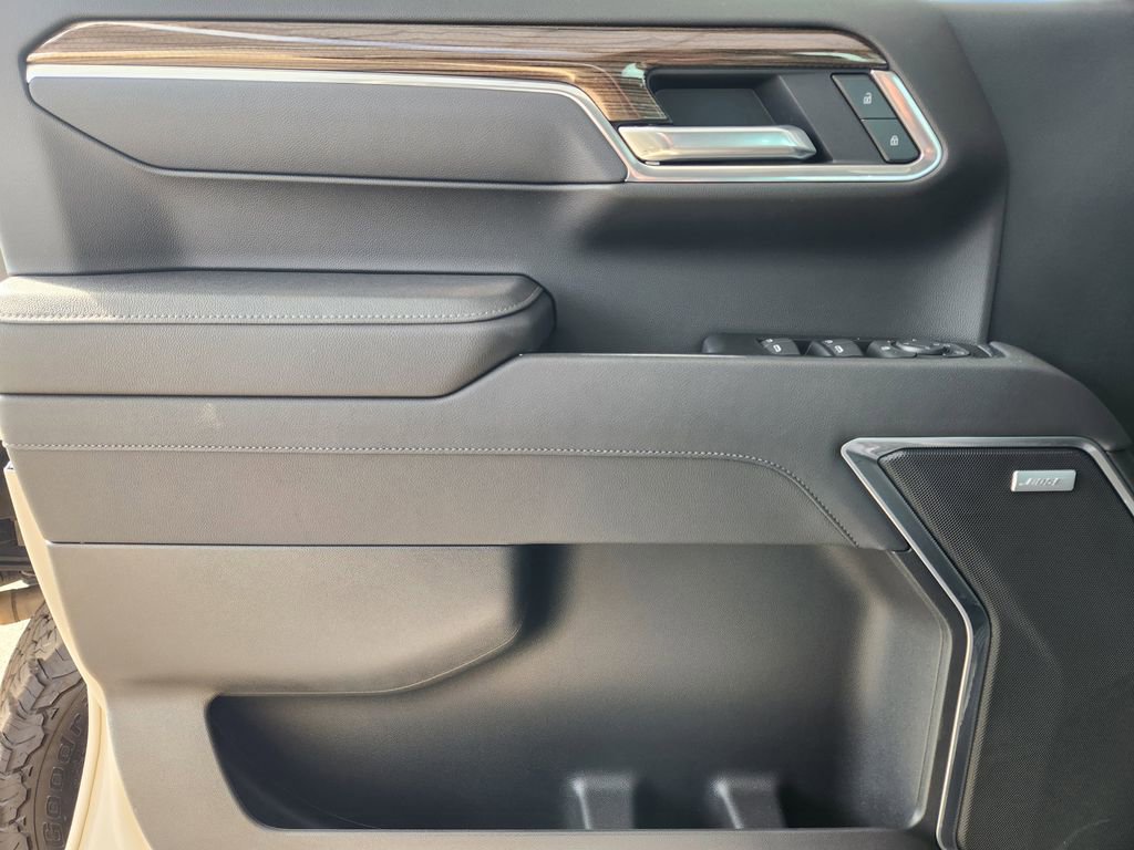 2025 Chevrolet Silverado 1500 RST - Photo 16