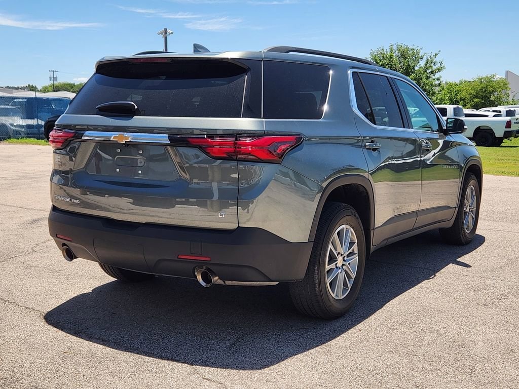 Used 2023 Chevrolet Traverse LT Cloth SUV