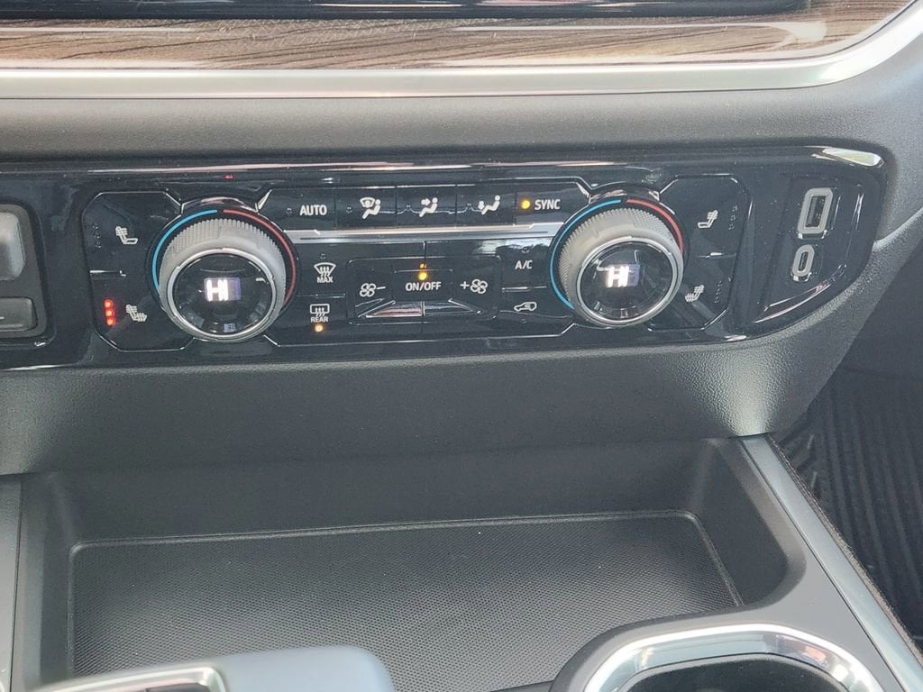 2026 Chevrolet Silverado 1500 LT - Photo 15