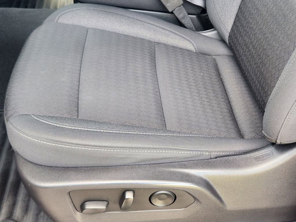 2023 Chevrolet Silverado 1500 Custom - Photo 24