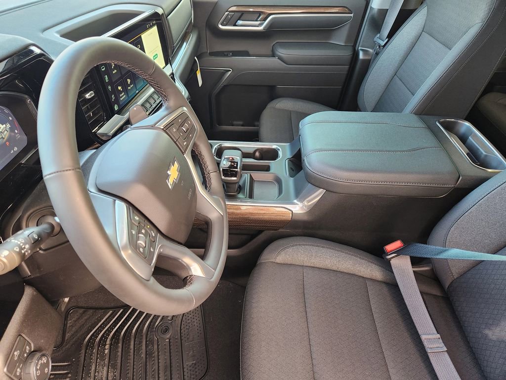 2026 Chevrolet Silverado 1500 LT - Photo 10