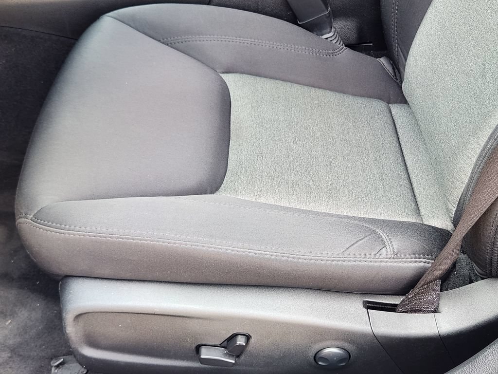 2023 Chrysler 300 Touring - Photo 23