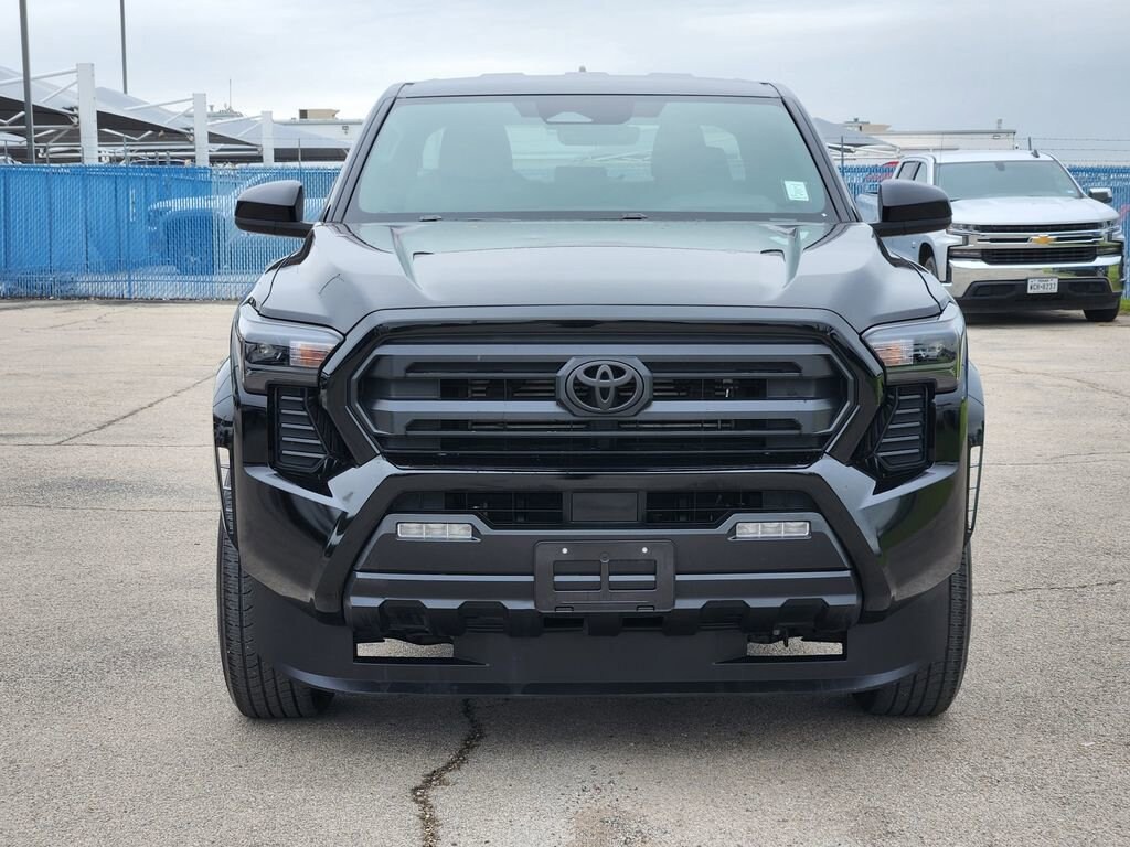 Used 2025 Toyota Tacoma SR5 Truck Double Cab