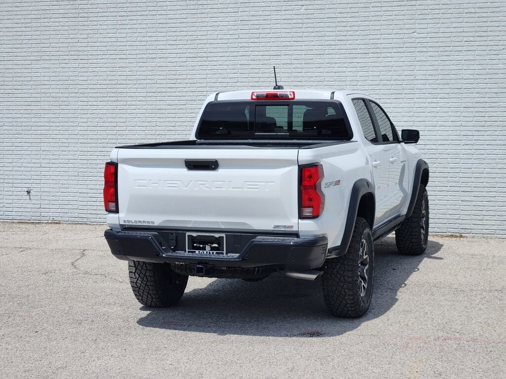 New 2026 Chevrolet Colorado ZR2 Truck