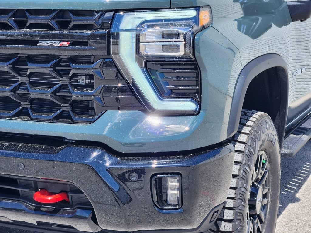 2026 Chevrolet Silverado 2500 HD ZR2 - Photo 6