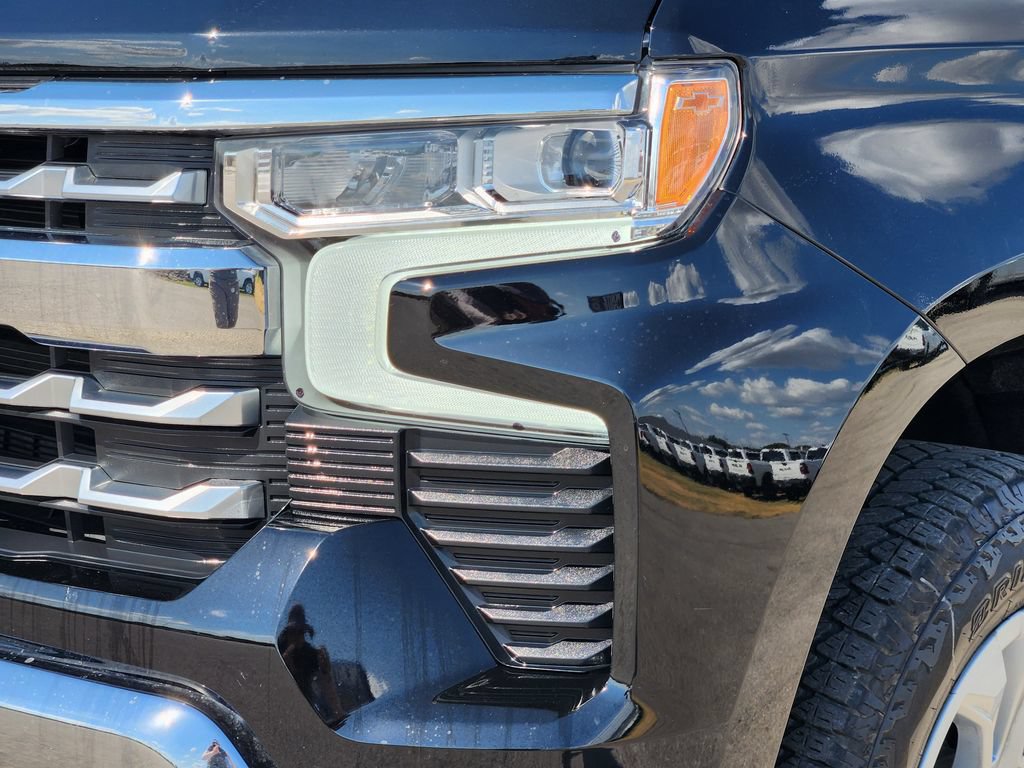 2025 Chevrolet Silverado 1500 LTZ - Photo 7