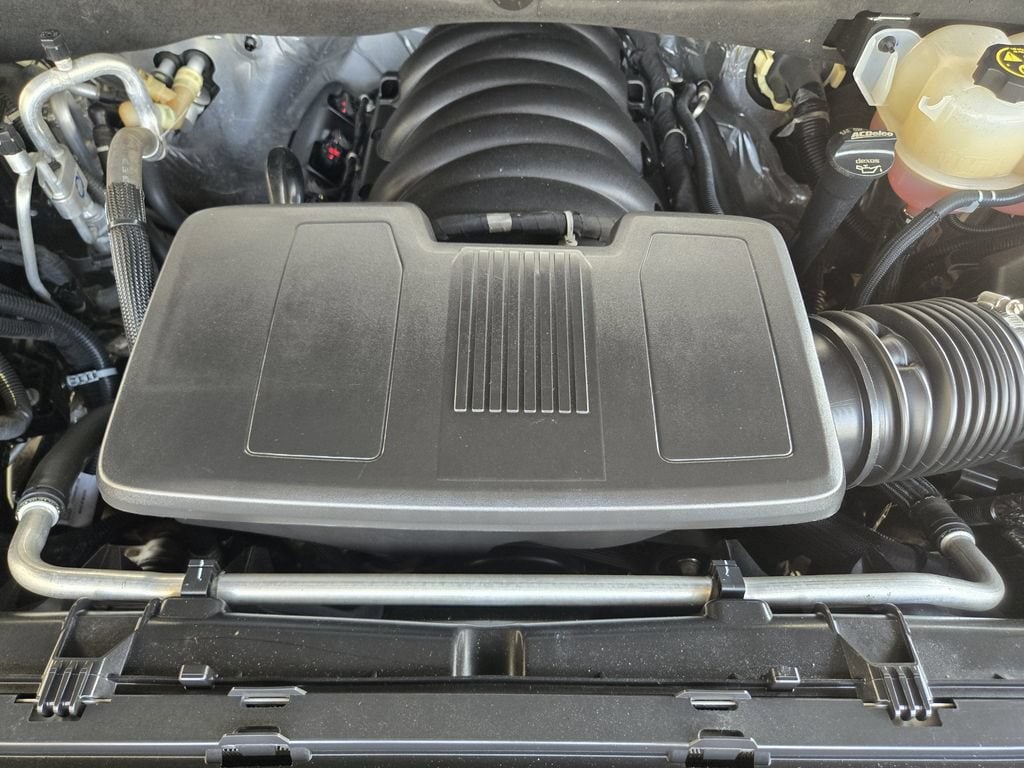 2023 Chevrolet Suburban RST - Photo 29