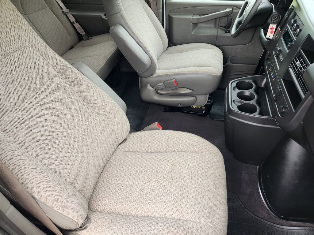 2025 Chevrolet Express Passenger LS - Photo 14