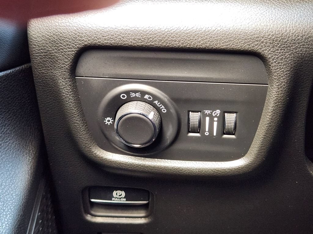 2025 Jeep Grand Cherokee Altitude - Photo 22